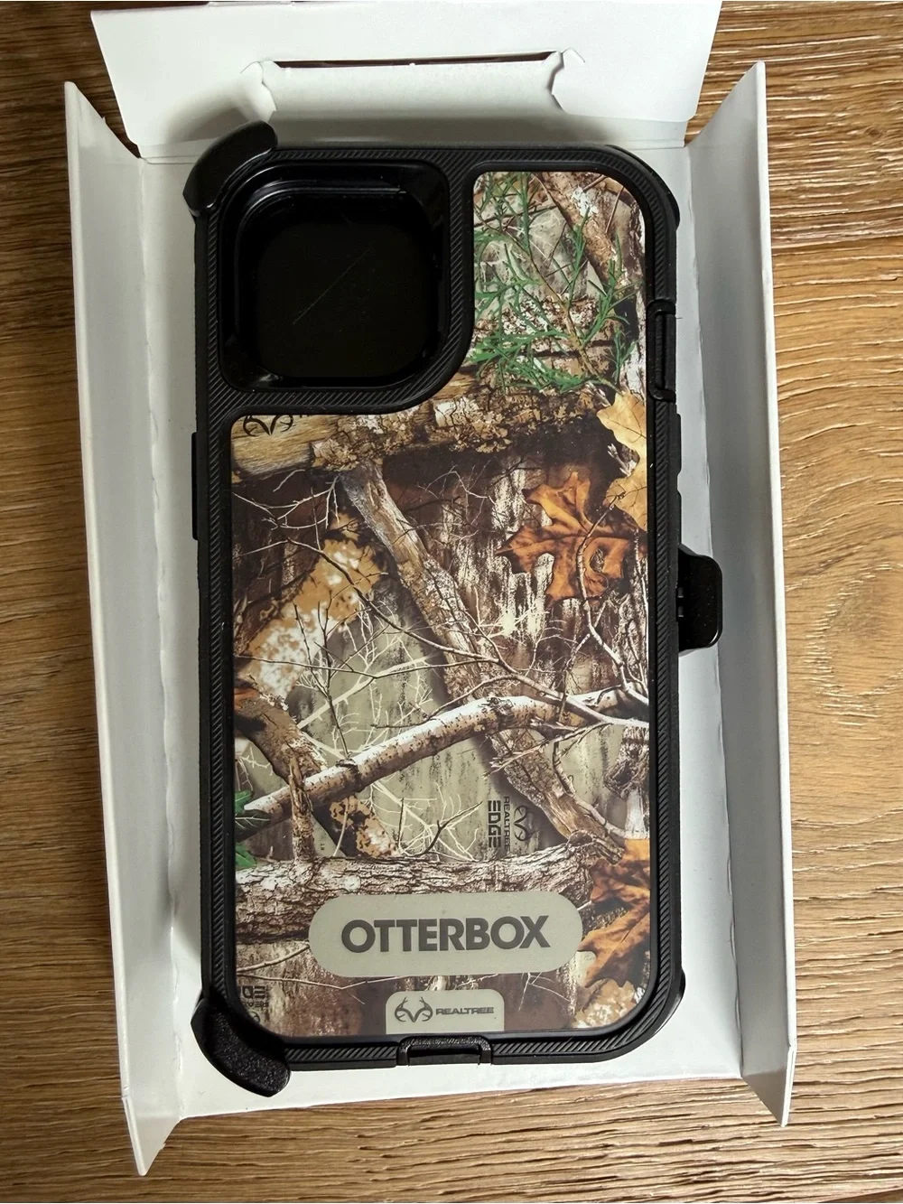 New OtterBox Defender Series iPhone 13, 14, 6.1” new 2023 Case -  Realtree Camo